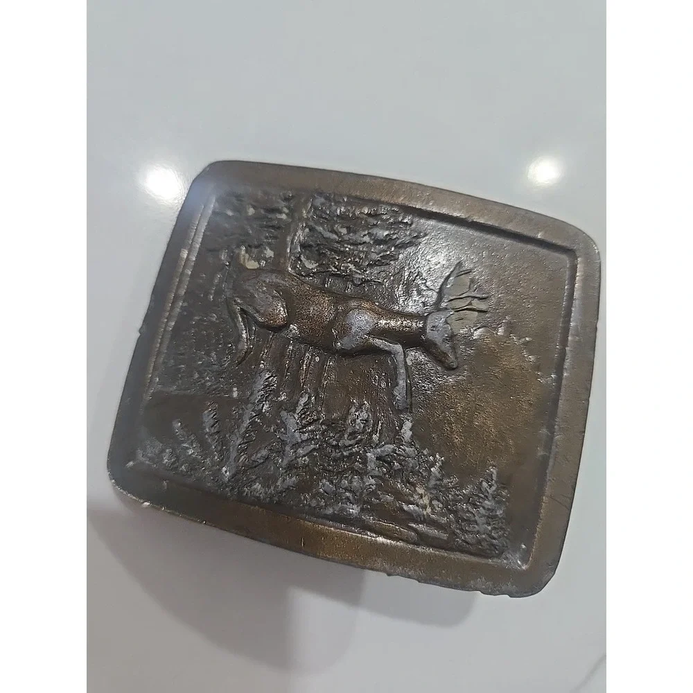 Vintage Indiana Metal Craft Running‎ Jumping Buck Deer Belt Buckle 1977